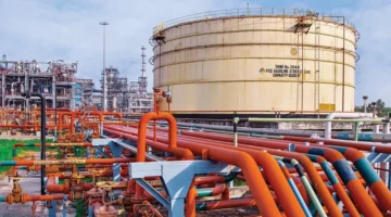 واشنطن تمنح الهند إعفاءً مؤقتًا لشراء النفط الروسي لمدة 30 يومًا